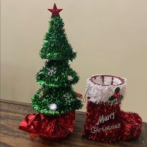 Festive Green and Red Holiday Decoration Set